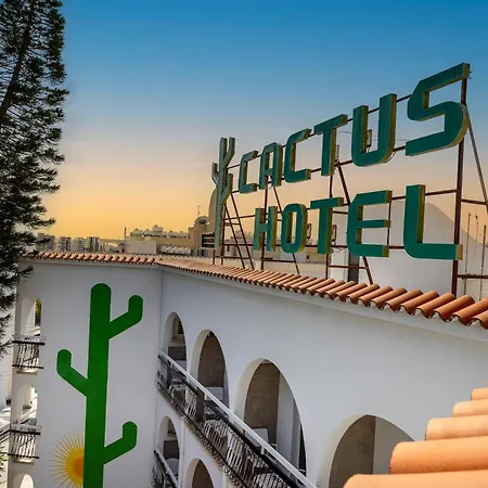 Cactus Hotel